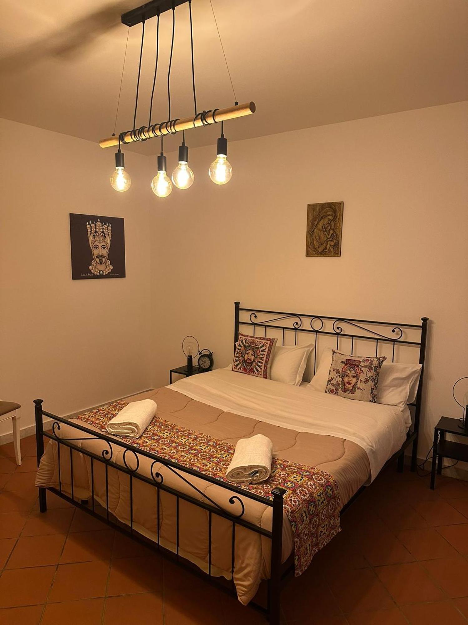 A Casa Di Francy Apartment Palermo Ngoại thất bức ảnh